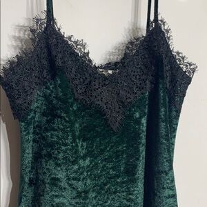 H&M Emerald Green crushed velvet lace tank top women’s small new with tags